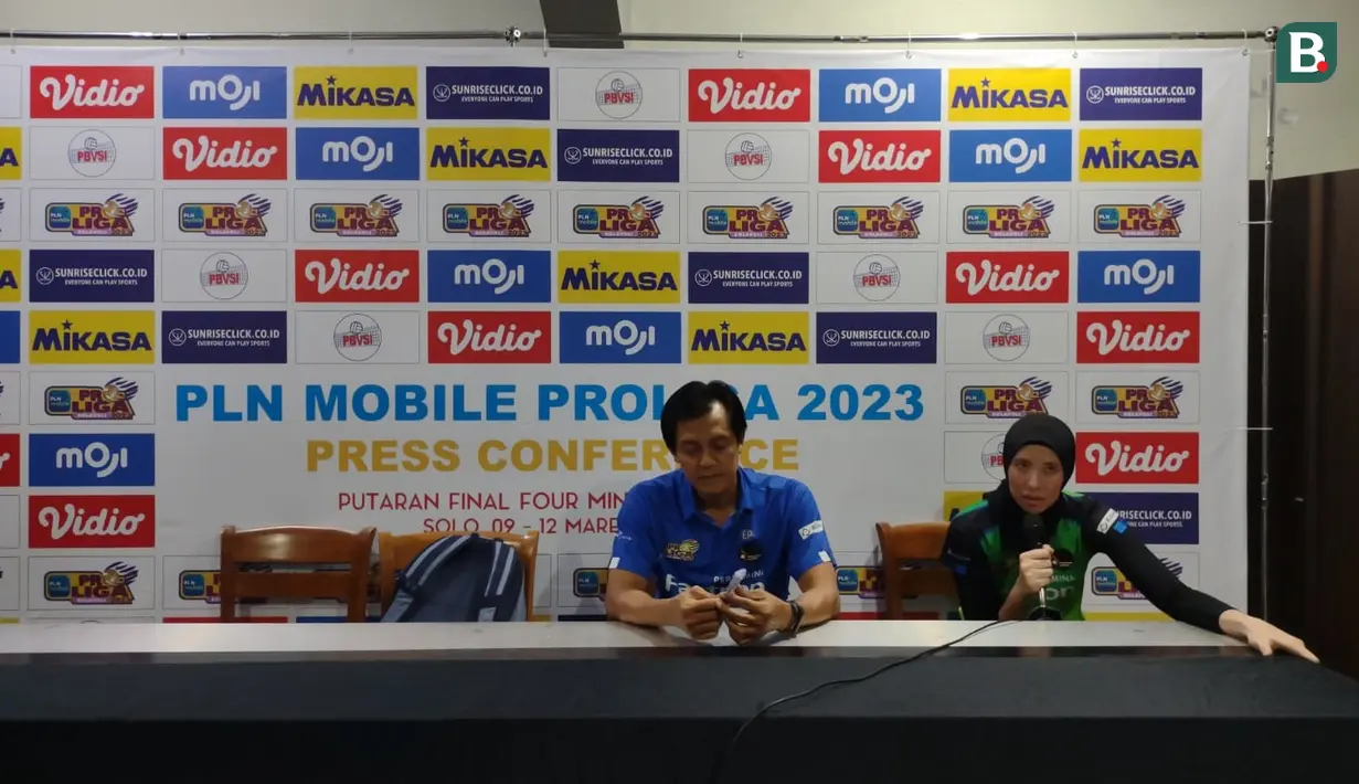 <p>Proliga: Pelatih Pertamina Fastron, Eko Waluyo, dan Pemain Agustin Wulandhari (Dewi Divianta/Liputan6.com)</p>