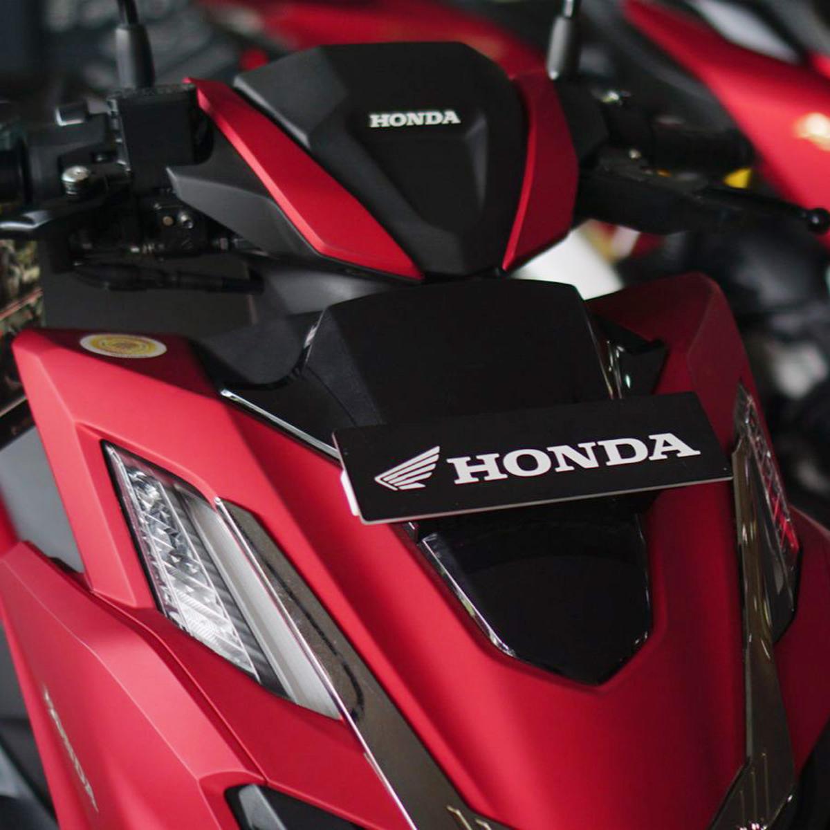 Mengenal Jenis dan Posisi Lampu Sein Depan Sepeda Motor