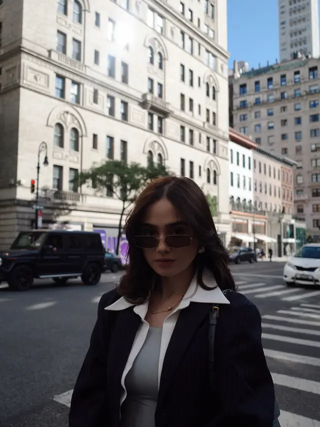 7 Potret Gaya Syifa Hadju di New York yang Memesona, Outfitnya Tuai Pujian Penggemar