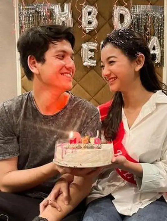 Glenca Chysara dan Rendi Jhon makin lengket (Instagram/glencachysaraofficial)