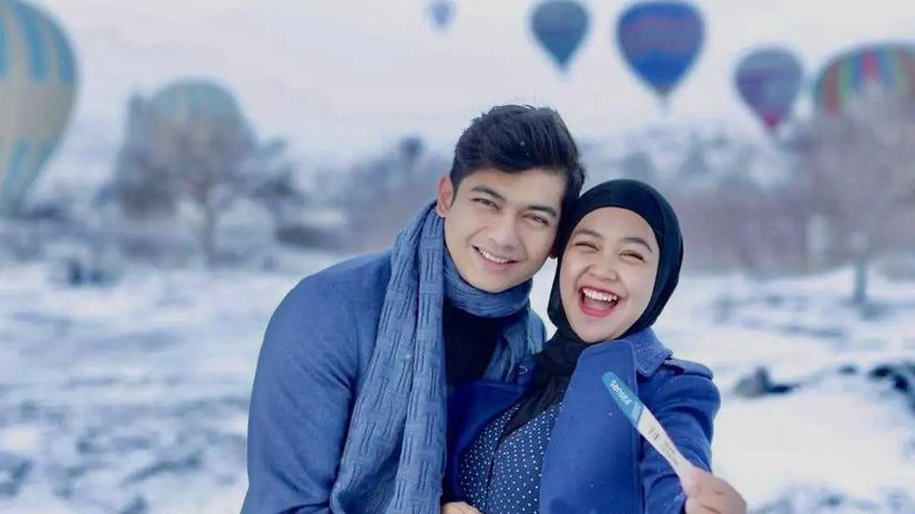 Hamil Anak Pertama, Intip 8 Gaya Modis Ria Ricis Pamer Baby Bump saat Liburan di Turki