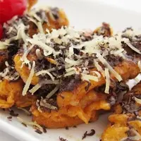 Pisang Goreng Kremes Saus Cokelat Keju. foto: vemale.com