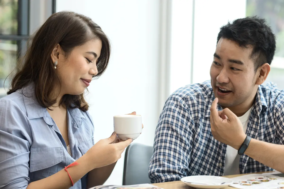 couple mei sikap dewasa