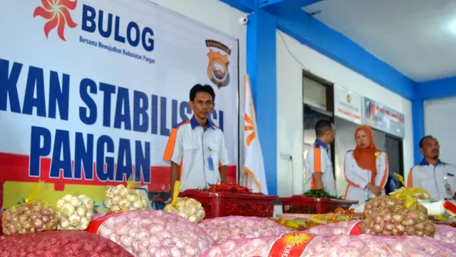 Bulog Lempar Beras Cadangan Pemerintah Untuk Hadang Spekulan