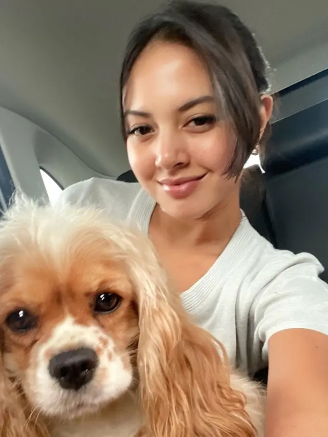 Potret Nge-PAP Aurelie Moeremans