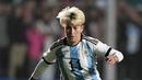 <p>Pemain Timnas Wanita Argentina, Yamila Rodriguez menggiring bola pada laga Grup G Piala Dunia Wanita 2023 melawan Peru di San Nicolas, Argentina, 14 Juli 2023. (AP Photo/Natacha Pisarenko)</p>