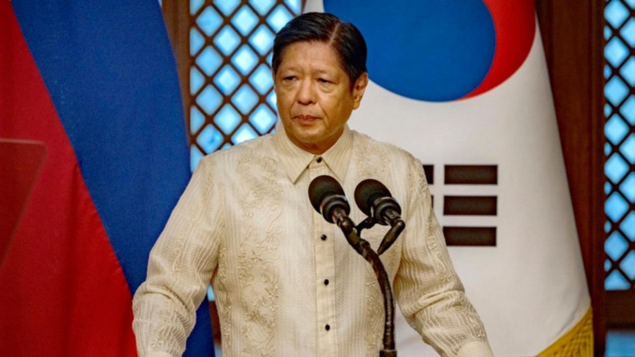 Mengejutkan, Presiden Filipina Minta Semua Menterinya Mundur Usai Pemilu