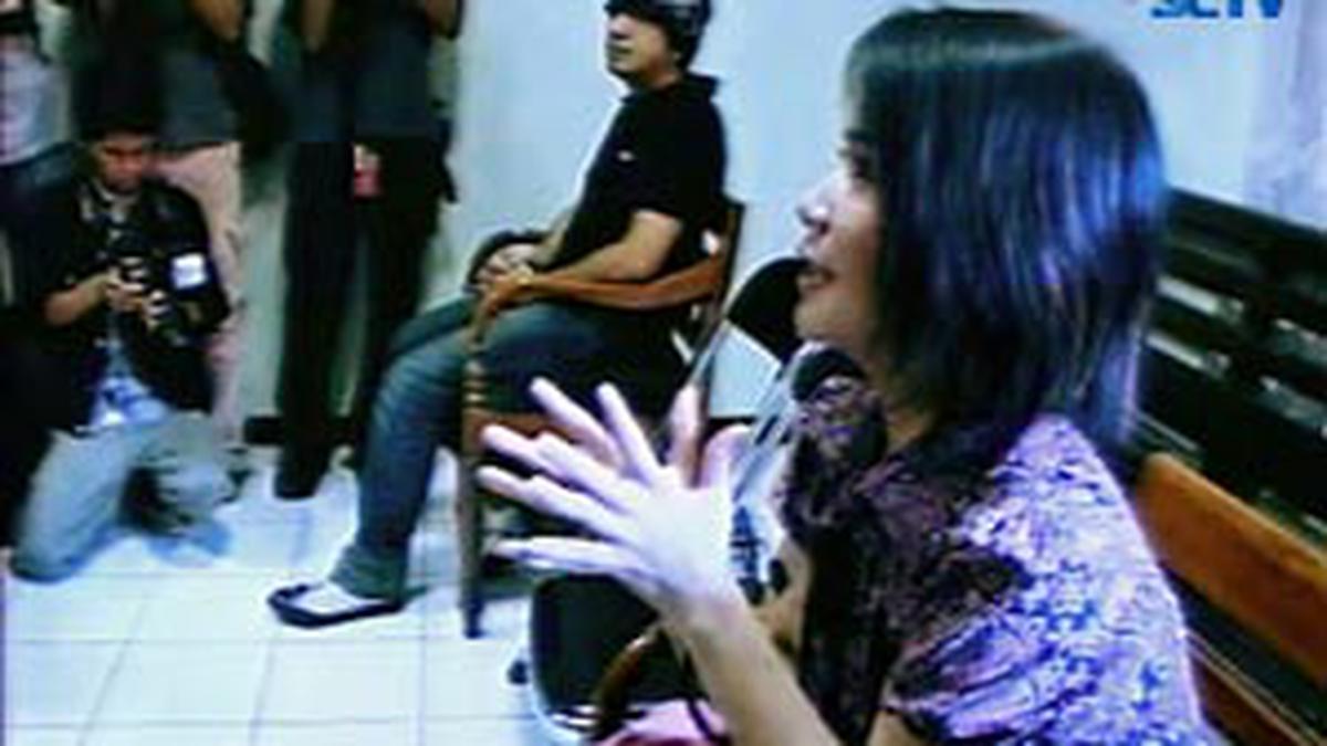 Eel Ritonga Tak Mempermasalahkan Hak Asuh - ShowBiz Liputan6.com