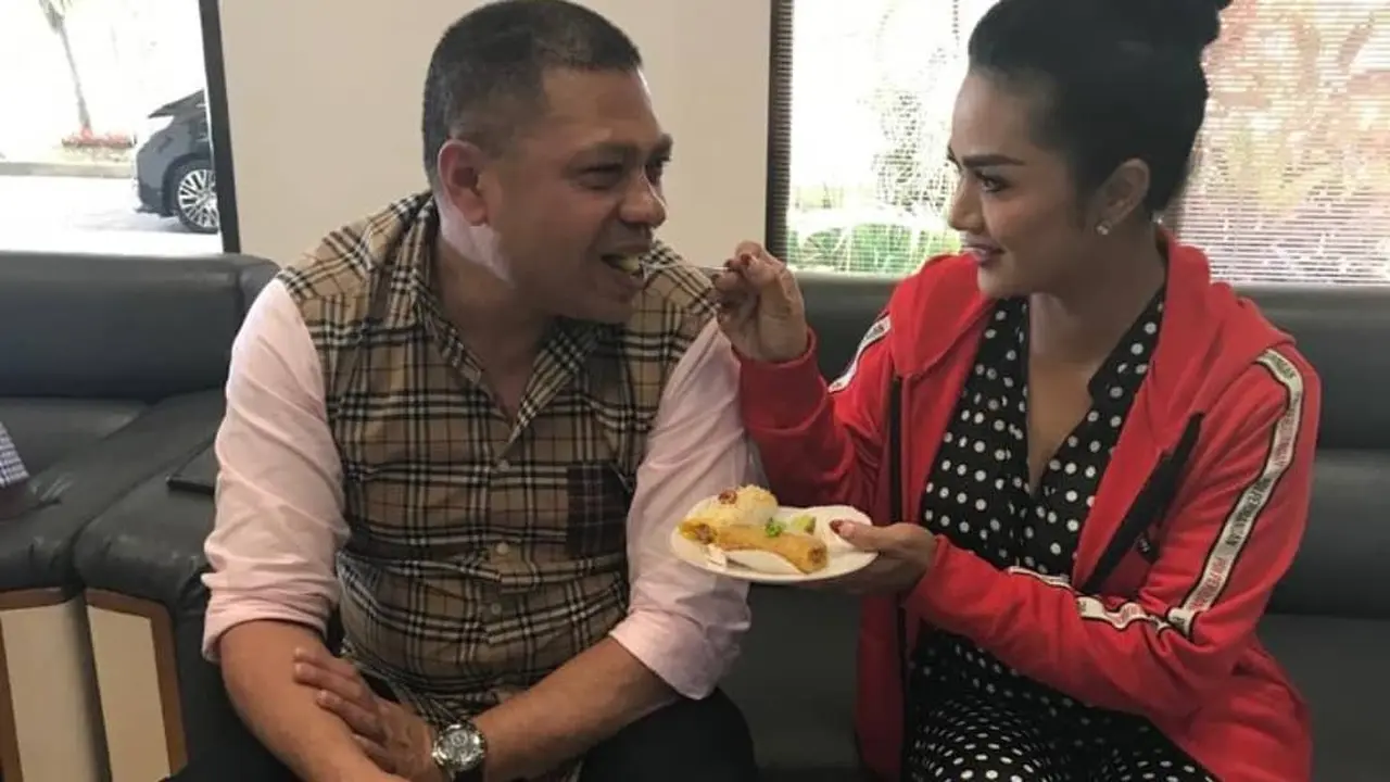 [Fimela] Krisdayanti dan Raul Lemos