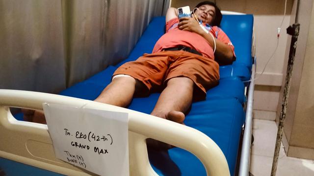 Eko Purwanto (42), salah seorang korban luka kecelakaan beruntun di Tol Cipularang KM 92 (Liputan6.com/Asep Mulyana)