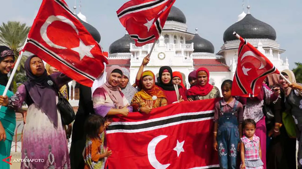 bendera-aceh-gusdur-130402b.jpg