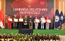 LKPP Raih Peringkat I Lembaga Pelatihan Pemerintah Berprestasi Tahun 2024 dari LAN