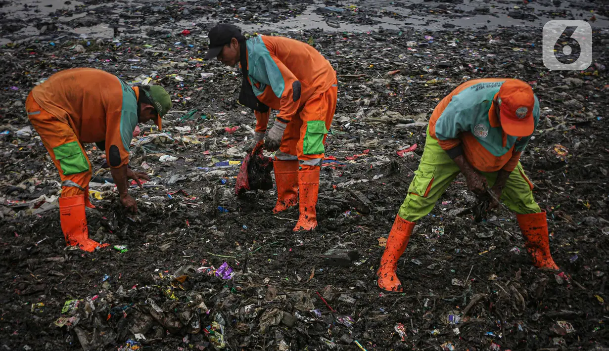Dengan memperingati World Ocean Day, masyarakat diingatkan mengenai peran utama lautan dalam kehidupan sehari-hari. (Liputan6.com/Faizal Fanani)