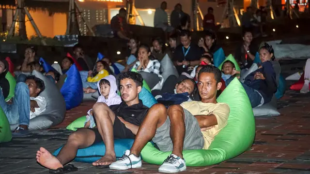 Kementerian Ekraf Perluas Akses Film Berkualitas lewat Bioskop Alternatif (Sinema Rakyat) di Mawatu, Labuan Bajo