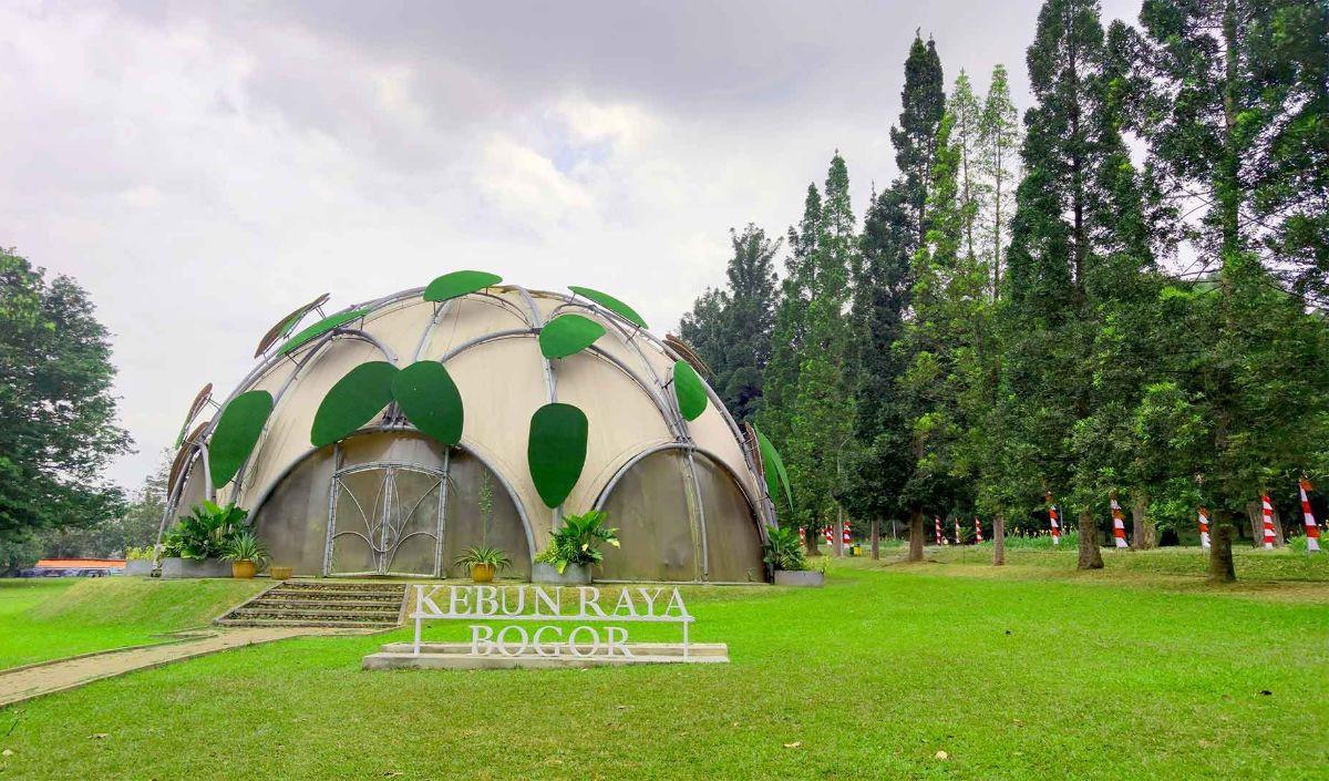 <b>Kebun Raya Bogor</b><br>