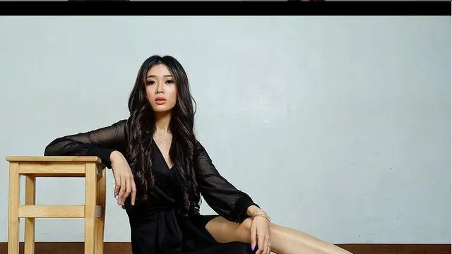 6 Potret Syska Bowie, Gadis Viral TikTok yang Punya Tinggi 179 Cm