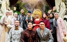 8 Inspirasi OOTD Artis Berhijab di Resepsi Pernikahan Febby Rastanty dan Ajat
