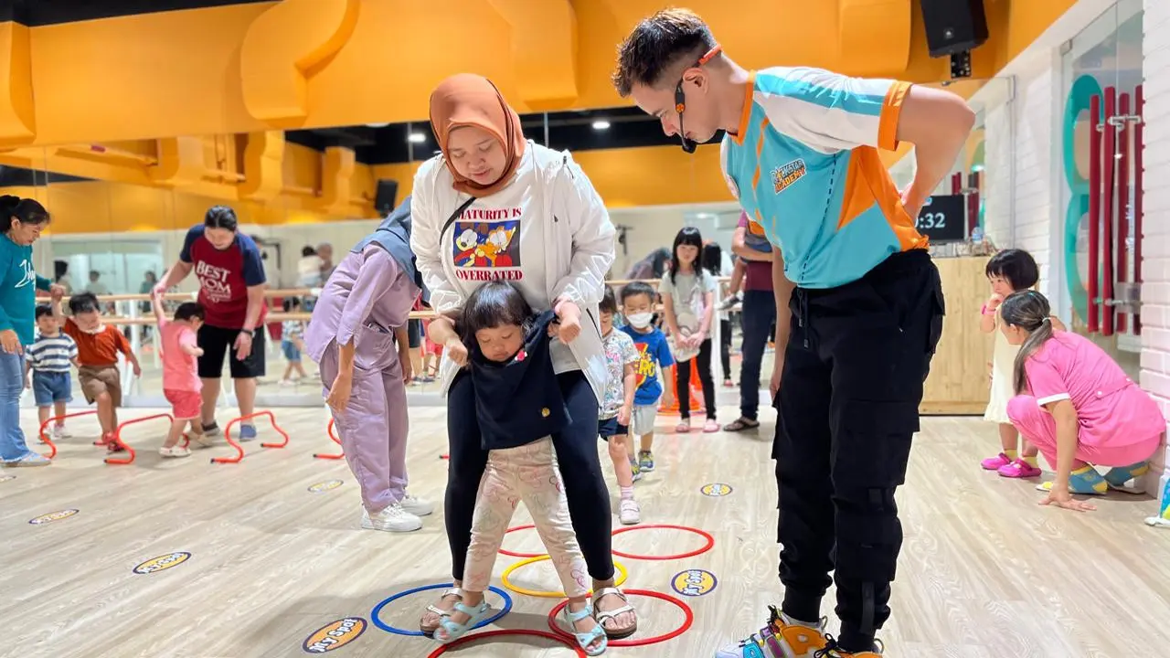 Olahraga Indoor Kini Bisa Dilakukan Bersama Orangtua dan Anak