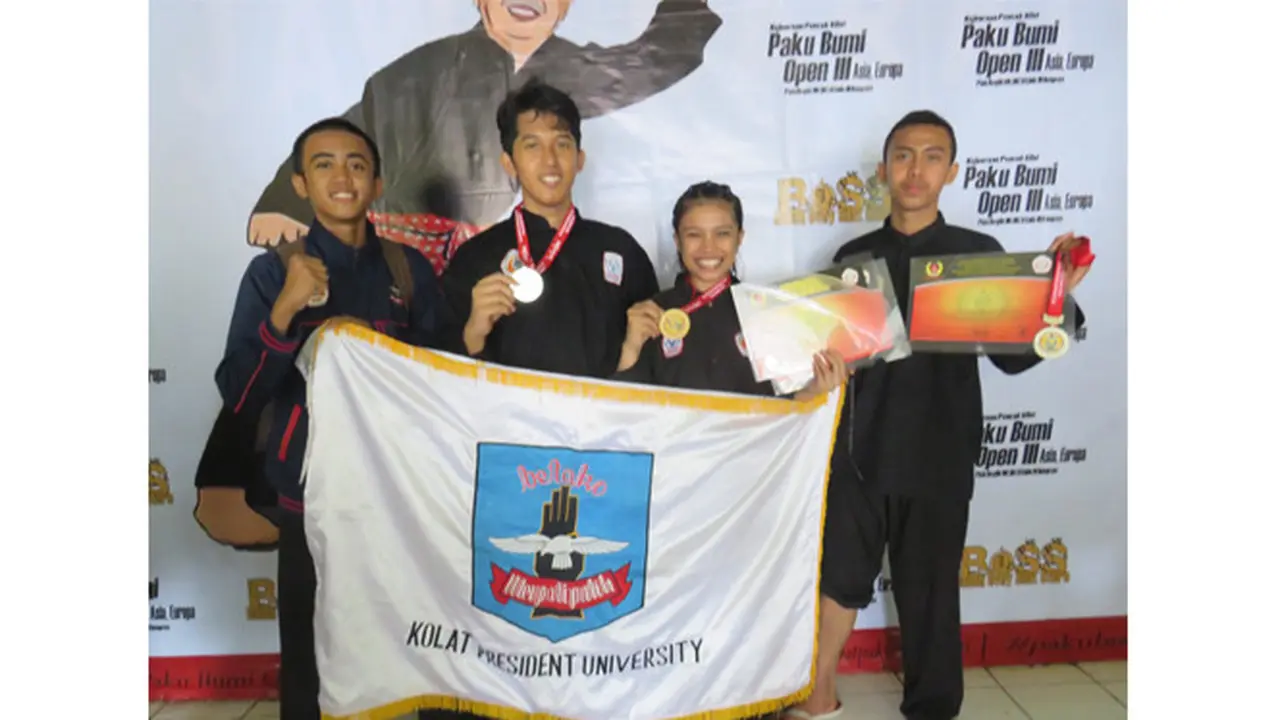 Mahasiswa President University