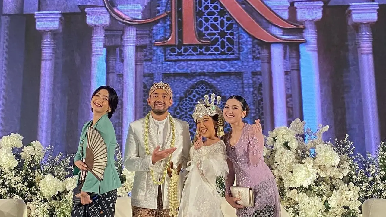 Pernikahan Kiki Saputri dan M Khairi