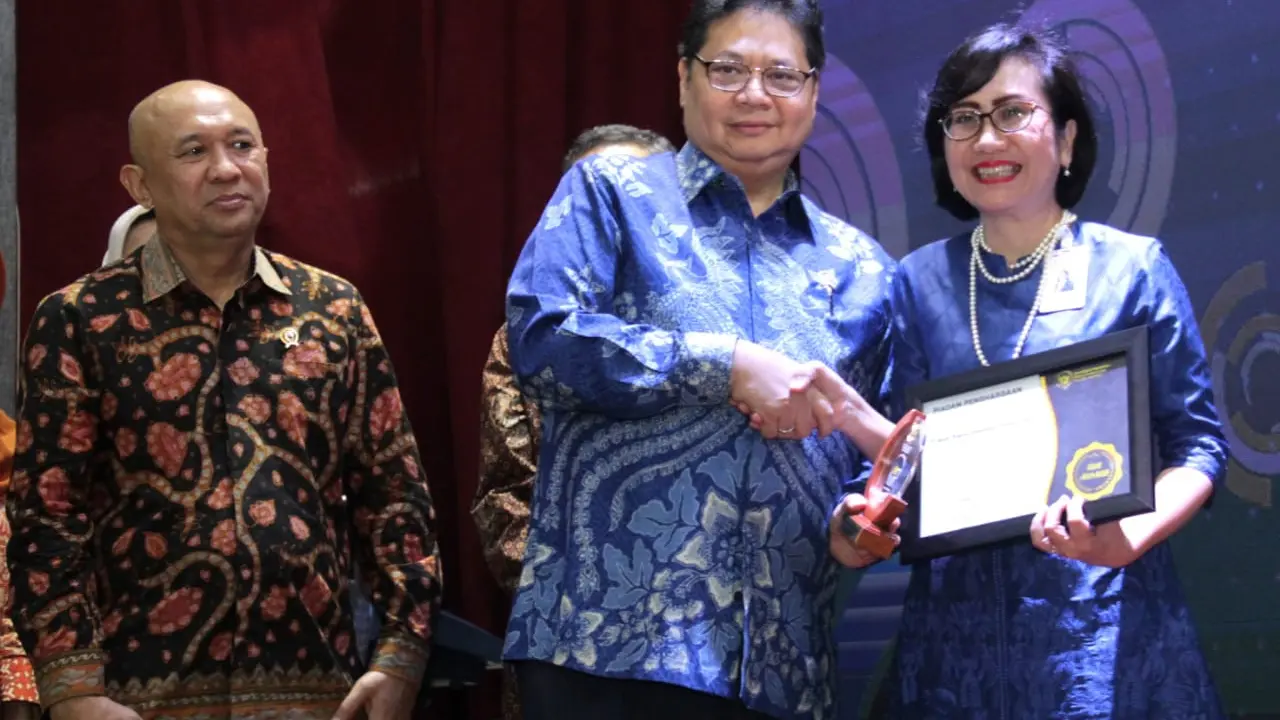 Agresif Salurkan KUR, BNI Sabet Penghargaan Penyalur KUR Terbaik 1 Tahun 2019