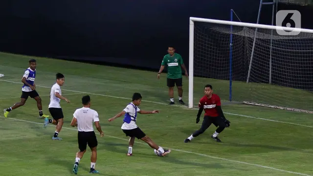 Latihan Timnas Indonesia