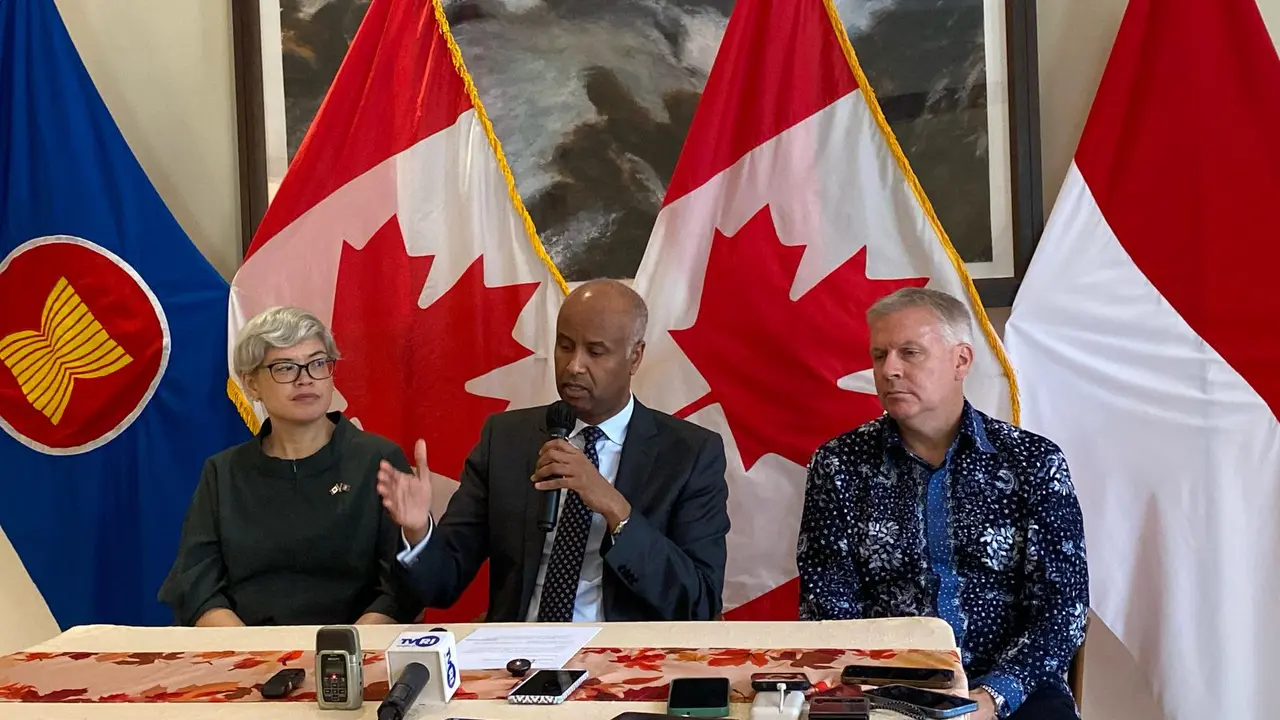 Menteri Pembangunan Internasional Ahmed Hussen menyampaikan pandangan Kanada soal masa depan Gaza dan berharap ada banyak bantuan yang masuk ke wilayah tersebut (Liputan6.com/Teddy Tri Setio Berty).
