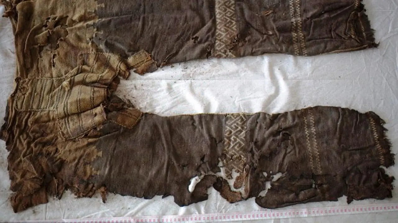 Celana panjang 3.000 tahun