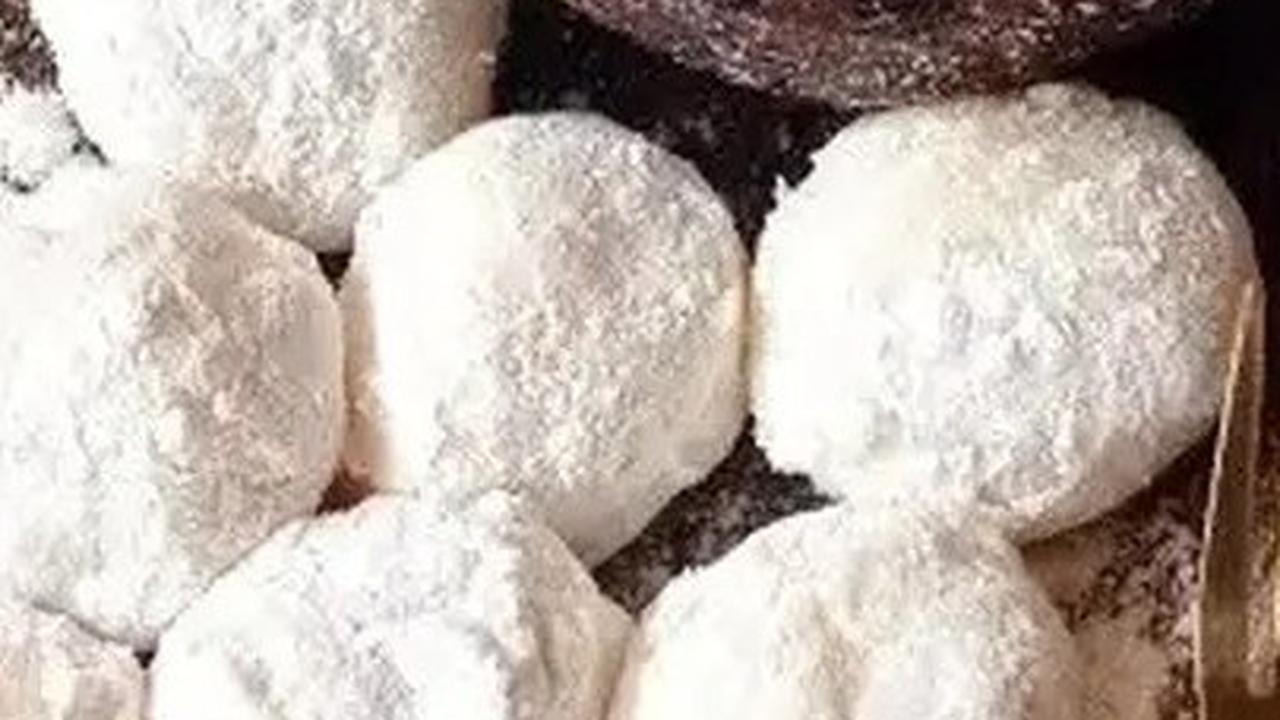 1.&nbsp;Mochi Bites Saus Cokelat<br>