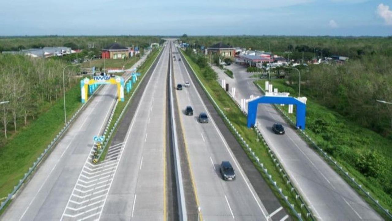 Volume Kendaraan di Tiga Ruas Tol Regional Nusantara Meningkat