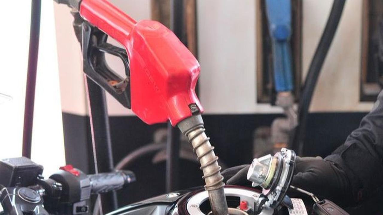 Anda dapat menghemat uang dengan 11 cara yang ampuh untuk membuat motor lebih irit bahan bakar
