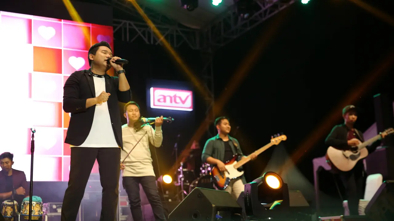 Keseruan Konser #BeraniDekat Bersama Guyon Waton dan Didi Kempot