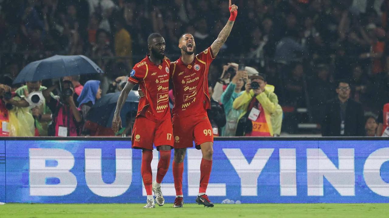 FOTO: Persija Jakarta Tundukkan Persebaya Surabaya Tiga Gol Tanpa Balas