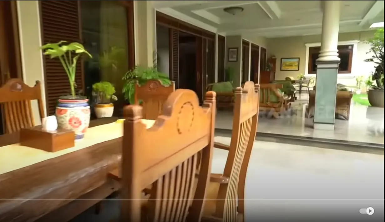 Rumah Camelia Malik (Youtube/TRANS7 OFFICIAL)