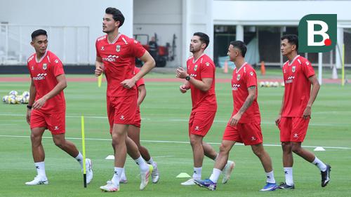 Foto: Penampakan Elkan Baggott di Latihan Timnas Indonesia, Welcome Back Bro