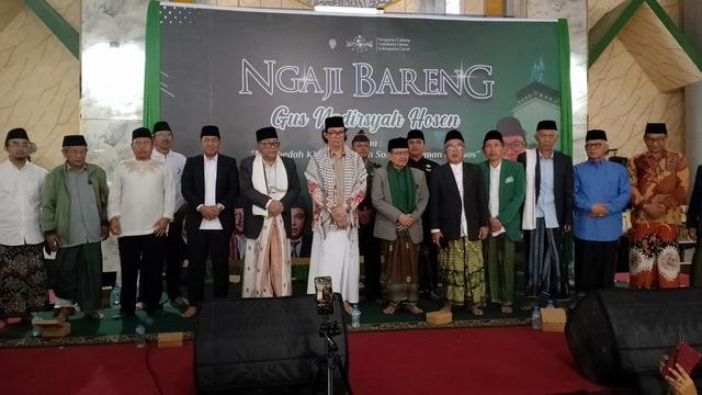 Cendekiawan muda Pengurus Besar Nahdlatul Ulama (PBNU) Gus Nadirsyah Hosen atau Gus Nadir, aktif mengkampanyekan fikih sosial di era medsos. (Liputan6.com/Jayadi Supriadin)