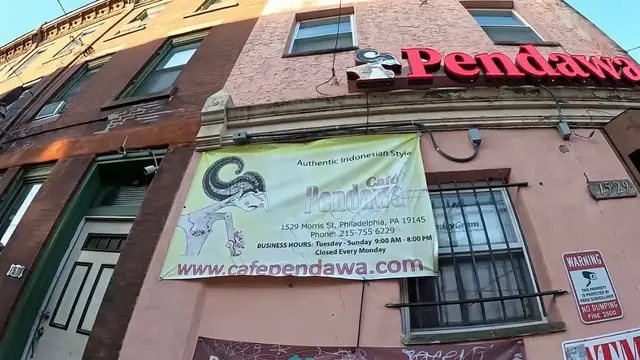 Sebuah restoran Indonesia di kampung Indonesia yang berlokasi di Philadelphia, Amerika Serikat. (Dok: YouTube M Hidayat https://youtu.be/1oBzVoEad-M?si=Wi9w_4rHlaXkFuVe)