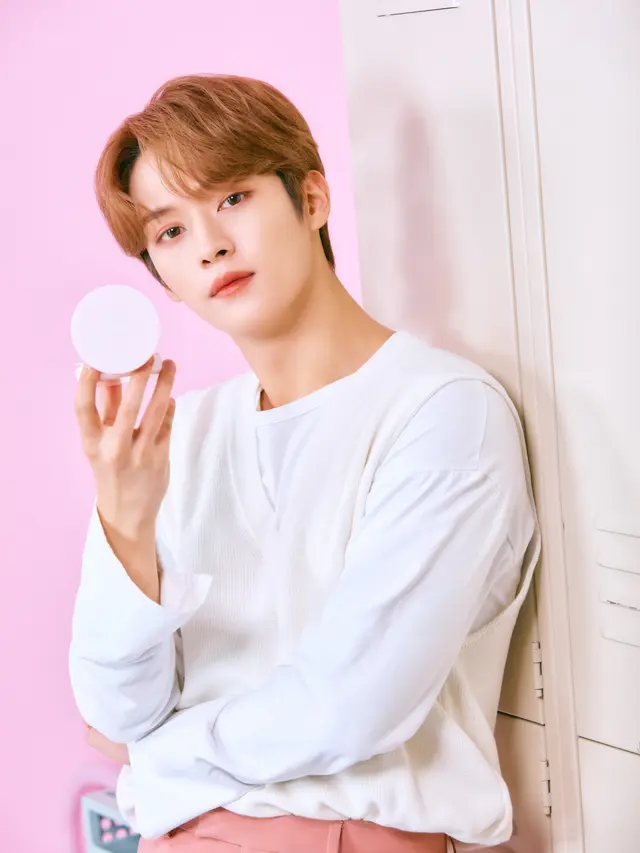 5 Trik Mudah Makeup untuk Membuat Glass Skin Look ala Artis Korea Selatan