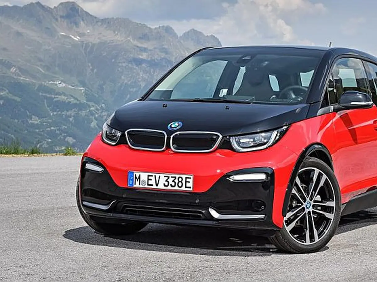 Bmw top i3s harga