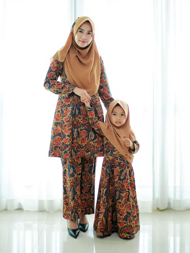 Model Baju Gamis Brokat Couple Ibu dan Anak Perempuan