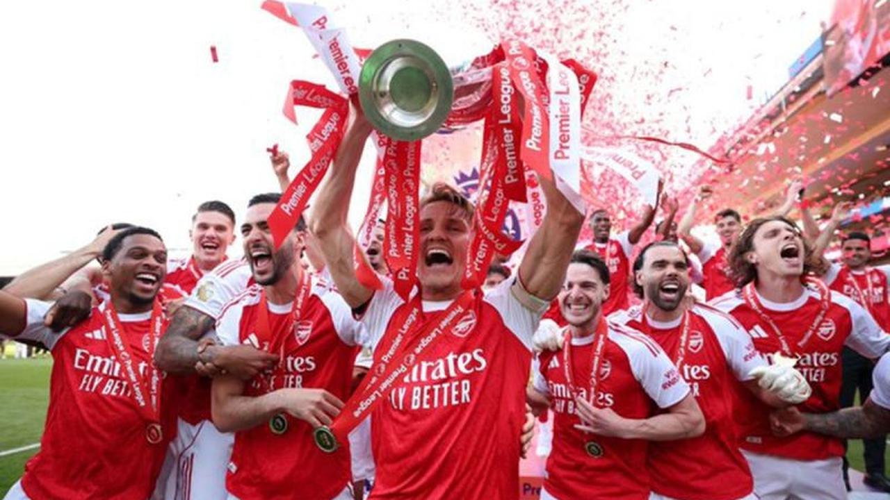 Arsenal Juara Liga Inggris 2025/2026, West Ham Terdegradasi Dramatis