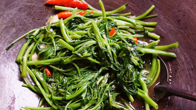 tumis kangkung
