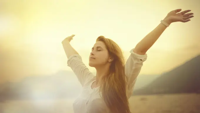 Tak Ada yang Perlu Ditangisi, Kepergianmu Nyatanya Buatku Bahagia