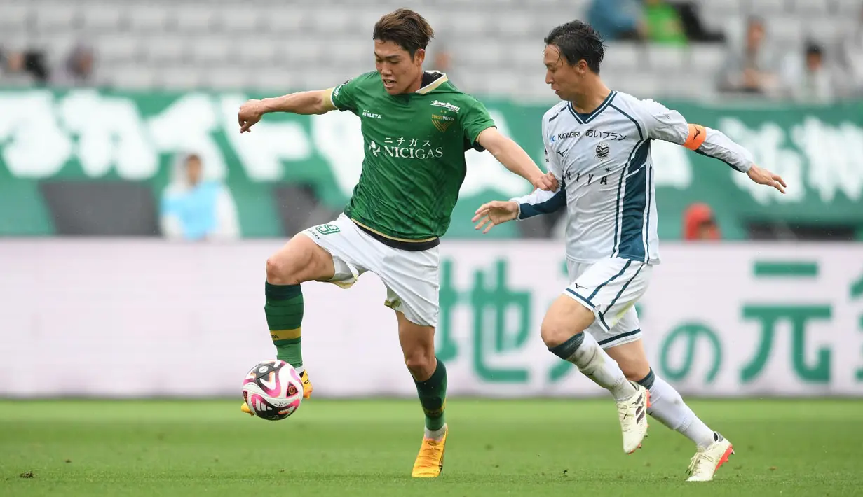Di lini depan, striker Tokyo Verdy, Yudai Kimura sudah mencatatkan 9 gol sepanjang musim dan mampu membawa timnya bercokol di posisi ke-10 klasemen sementara dengan koleksi 30 poin. (J.LEAGUE)
