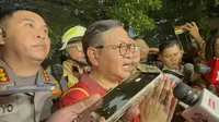 Alasan Pramono Pakai Jersey Persija saat Tinjau Kebakaran Terra Drone