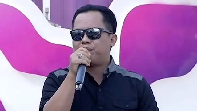 Wali  membawakan lagu Jamin Rasaku dalam acara inBox SCTV (07/08/2014). 