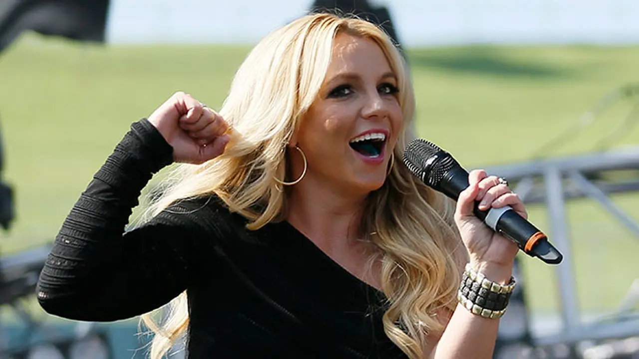 britney-spears-131016c.jpg