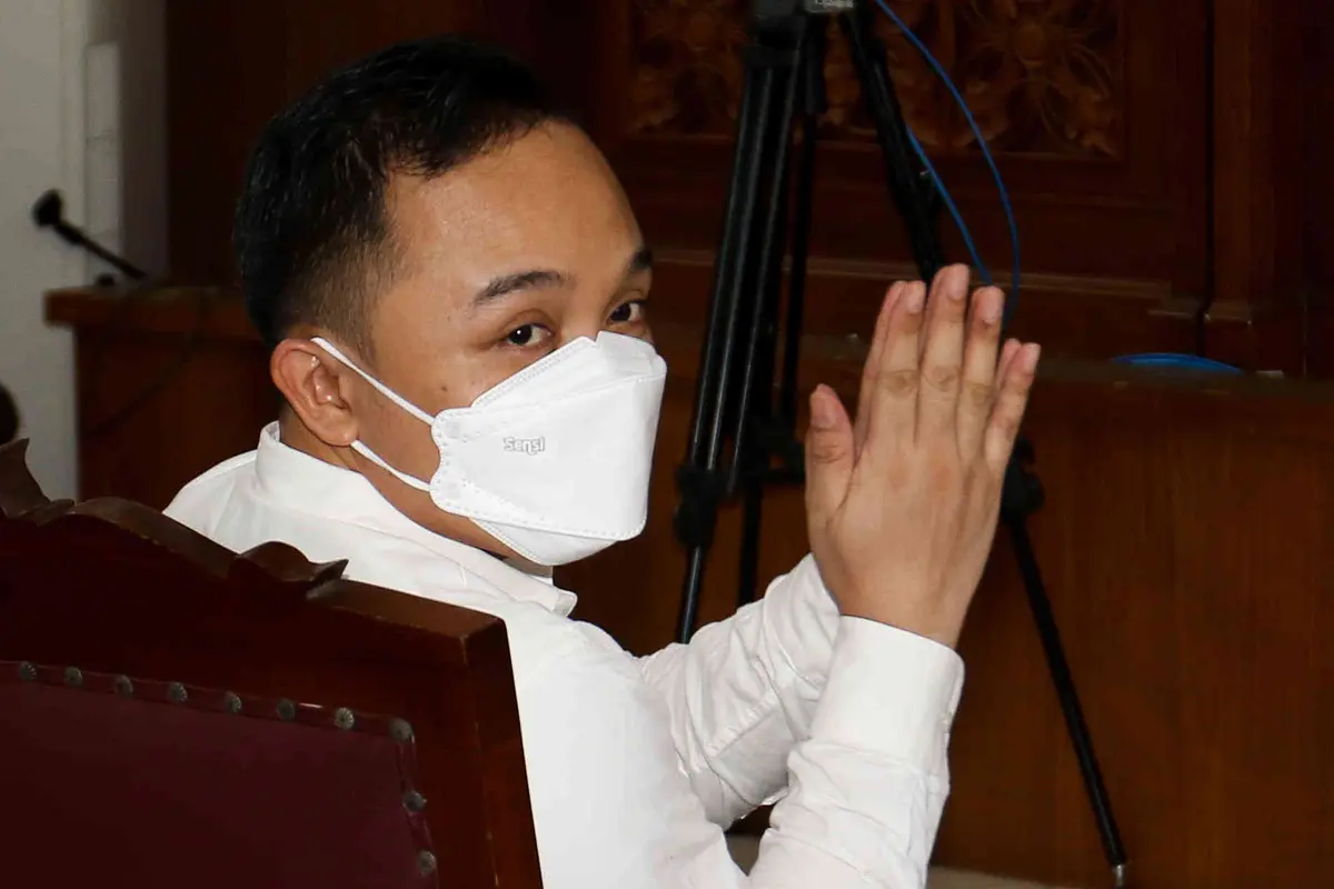 Ekspresi Ricky Rizal Jalani Sidang Vonis Kasus Pembunuhan Brigadir J