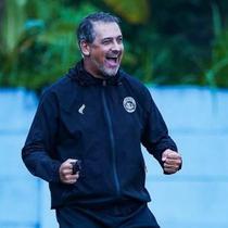 Marcos Santos, pelatih Arema FC di BRI Super League 2025/2026 asal Brasil. (Dok. ileague.id)