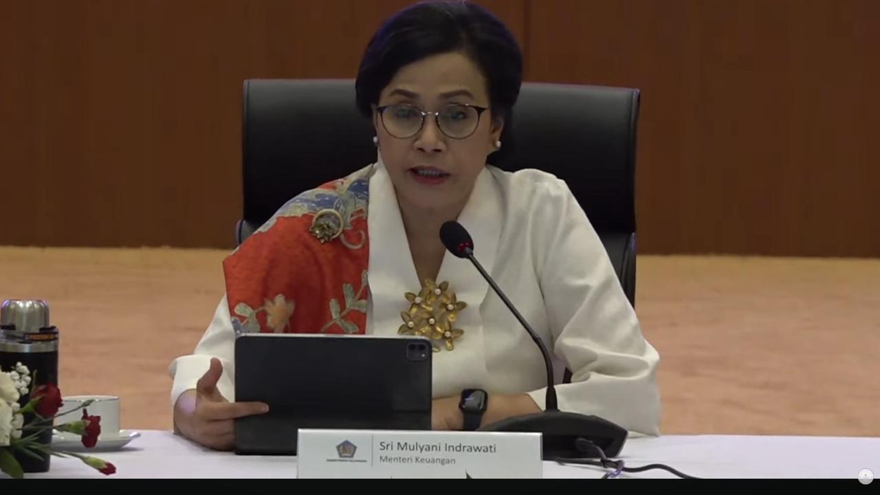 Gaji Guru PNS dan Honorer Naik Mulai Awal 2025, Anggaran di APBN Membengkak Rp16,7 Triliun